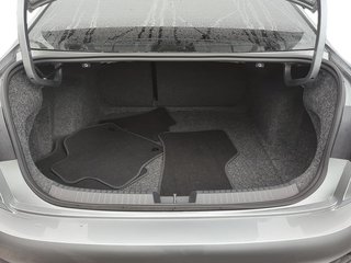 2024 Volkswagen Jetta Comfortline 1.5 T 8Sp at w/Tip in Stratford, Ontario - 6 - w320h240px