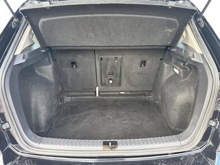 2024 Volkswagen Taos Comfortline 1.5T 8sp w/ Tip FWD in Stratford, Ontario - 6 - w320h240px