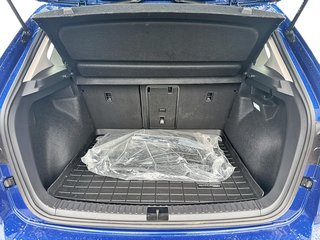 2024 Volkswagen Taos Comfortline 1.5T 7sp at DSG w/ Tip 4M in Stratford, Ontario - 6 - w320h240px