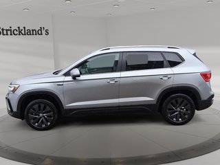 2024 Volkswagen Taos Comfortline 1.5T 8sp w/ Tip FWD in Stratford, Ontario - 5 - w320h240px