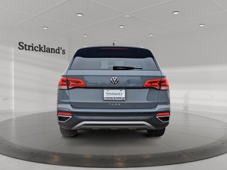 2024 Volkswagen Taos Comfortline 1.5T 8sp w/ Tip FWD in Stratford, Ontario - 3 - w320h240px