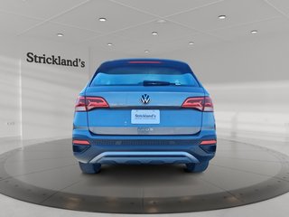 2024 Volkswagen Taos Trendline 1.5T 8sp at w/ Tip in Stratford, Ontario - 5 - w320h240px
