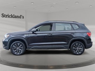 2024 Volkswagen Taos Trendline 1.5T 8sp at w/ Tip in Stratford, Ontario - 3 - w320h240px