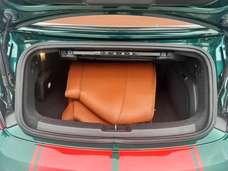 2017 Volkswagen The Beetle Convertible Classic 1.8T 6sp at w/Tip in Stratford, Ontario - 6 - w320h240px