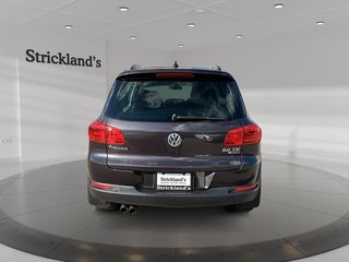2016 Volkswagen Tiguan Trendline 2.0T 6sp at w/Tip in Stratford, Ontario - 3 - w320h240px