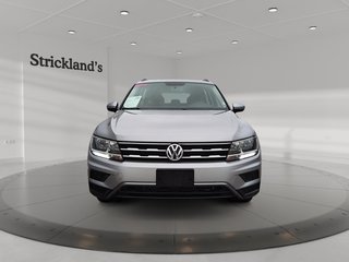 2020  Tiguan Trendline 2.0T 8sp at w/Tip 4M in Stratford, Ontario - 2 - w320h240px