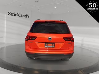 2020  Tiguan Highline 2.0T 8sp at w/Tip 4M in Stratford, Ontario - 3 - w320h240px