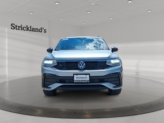 2024 Volkswagen Tiguan Comfortline R-Line Black 2.0T 8sp at w/Tip 4M in Stratford, Ontario - 2 - w320h240px