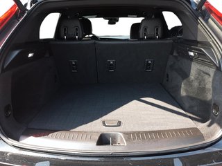 2022 Cadillac XT4 Luxury AWD in Brantford, Ontario - 6 - w320h240px
