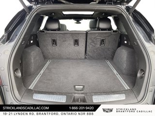 2021  XT5 Premium Luxury AWD in Stratford, Ontario - 6 - w320h240px
