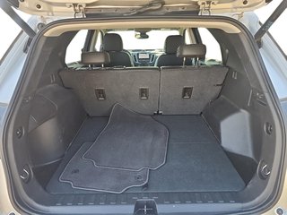 2019 Chevrolet Equinox AWD Premier 1.5t in Stratford, Ontario - 6 - w320h240px