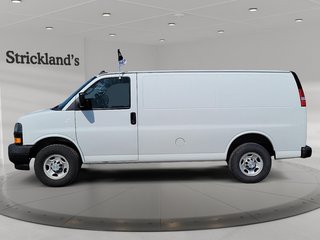 2020 Chevrolet Express Cargo 2500 135 Wheelbase in Brantford, Ontario - 4 - w320h240px