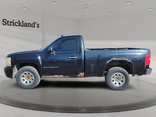 2009 Chevrolet Silverado 1500 WT Reg Cab in Brantford, Ontario - 5 - w320h240px
