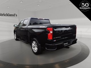 2020  Silverado 1500 Crew Cab 4x4 Custom / Short Box in Brantford, Ontario - 4 - w320h240px