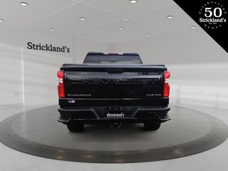 2020  Silverado 1500 Crew Cab 4x4 Custom / Short Box in Brantford, Ontario - 3 - w320h240px