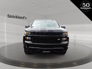 2020  Silverado 1500 Crew Cab 4x4 Custom / Short Box in Brantford, Ontario - 2 - w320h240px