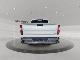 2020 Chevrolet Silverado 1500 Crew Cab 4x4 LTZ / Short Box in Brantford, Ontario - 2 - w320h240px