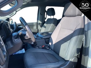 2021  Silverado 1500 Crew Cab 4x4 LT / Standard Box in Brantford, Ontario - 6 - w320h240px