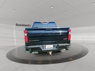 2021 Chevrolet Silverado 1500 Crew Cab 4x4 RST / Short Box in Stratford, Ontario - 3 - w320h240px
