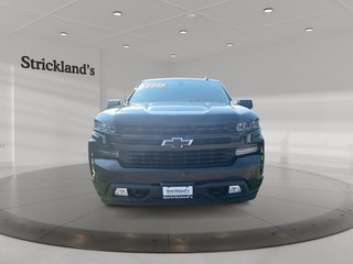 2021 Chevrolet Silverado 1500 Crew Cab 4x4 RST / Short Box in Stratford, Ontario - 2 - w320h240px