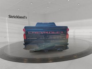 2024 Chevrolet Silverado 1500 Crew Cab Short Box 4-Wheel Drive LT Trail Boss in Brantford, Ontario - 3 - w320h240px