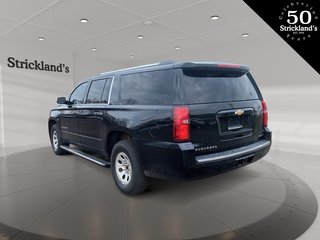 2017  Suburban 4x4 Premier in Brantford, Ontario - 4 - w320h240px