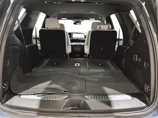 2025 Chevrolet Tahoe 4WD 4dr Premier in Brantford, Ontario - 6 - w320h240px