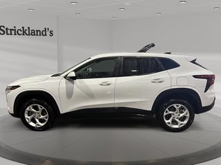 2025 Chevrolet Trax FWD 4dr LS in Brantford, Ontario - 5 - w320h240px