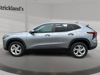 2025 Chevrolet Trax FWD 4dr LS in Brantford, Ontario - 5 - w320h240px