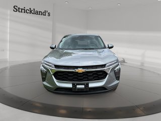 2025 Chevrolet Trax FWD 4dr LS in Brantford, Ontario - 2 - w320h240px