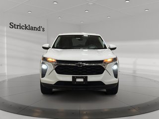 2025 Chevrolet Trax FWD 4dr LS in Brantford, Ontario - 2 - w320h240px