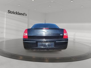 2008 Chrysler 300 Touring Sedan AWD in Brantford, Ontario - 3 - w320h240px