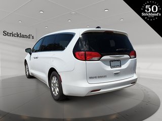 2021 Chrysler Grand Caravan SXT in Stratford, Ontario - 4 - w320h240px