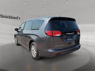 2022 Chrysler Grand Caravan SXT in Brantford, Ontario - 4 - w320h240px