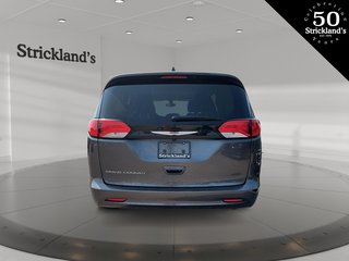 2022  Grand Caravan SXT in Stratford, Ontario - 3 - w320h240px