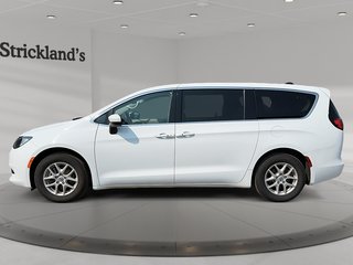 2022 Chrysler Grand Caravan SXT in Brantford, Ontario - 5 - w320h240px