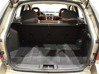 2009 Dodge Caliber SXT Hatchback in Brantford, Ontario - 6 - w320h240px