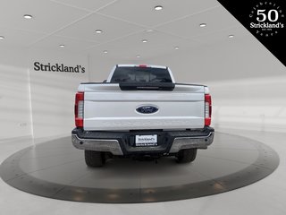 2019  F350 4x4 - Crew Cab SRW Lariat - 176 WB in Stratford, Ontario - 3 - w320h240px