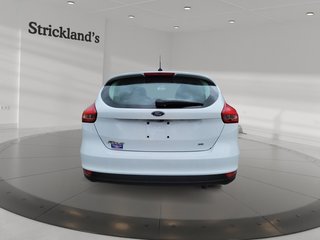 2017 Ford Focus Hatchback SE in Brantford, Ontario - 3 - w320h240px