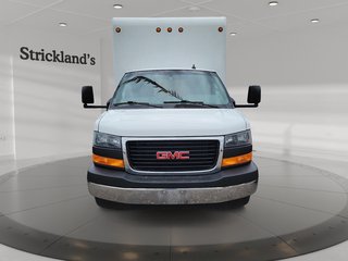 2023 GMC Savana Cutaway 4500 177 Wheelbase DRW in Brantford, Ontario - 2 - w320h240px