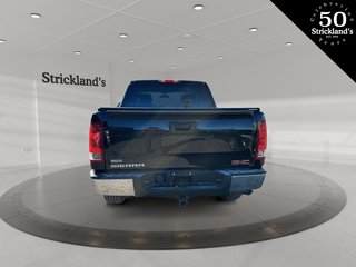 2011  Sierra 1500 SL Crew Cab Short Box 4WD 1SF in Brantford, Ontario - 3 - w320h240px