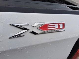 2023 GMC Sierra 1500 Crew Cab 4x4 PRO Standard Box in Stratford, Ontario - 6 - w320h240px