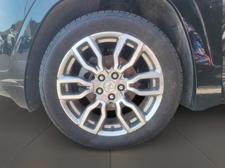 2023 GMC Terrain Denali AWD in Brantford, Ontario - 6 - w320h240px