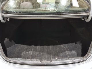 2015 Hyundai Elantra SE at in Stratford, Ontario - 6 - w320h240px