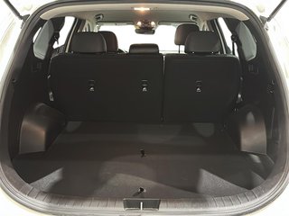 2023 Hyundai Santa Fe Preferred AWD 2.5L in Brantford, Ontario - 6 - w320h240px