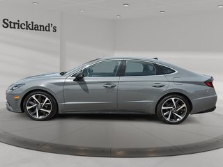 2022  Sonata Preferred in Stratford, Ontario - 5 - w320h240px