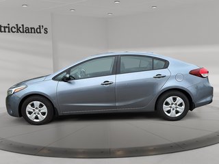 2017 Kia Forte (5) LX+ / MT in Stratford, Ontario - 5 - w320h240px