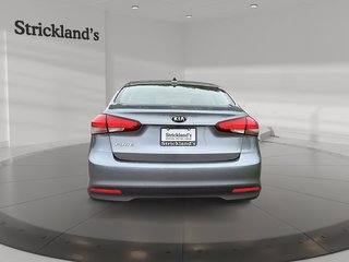 2017 Kia Forte (5) LX+ / MT in Stratford, Ontario - 3 - w320h240px