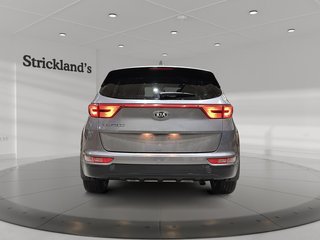 2017 Kia Sportage LX in Brantford, Ontario - 3 - w320h240px