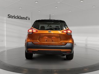 2019 Nissan Kicks SR CVT in Stratford, Ontario - 3 - w320h240px